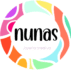Logo de nunas, joyería creativa con círculo multicolor y tipografía artística